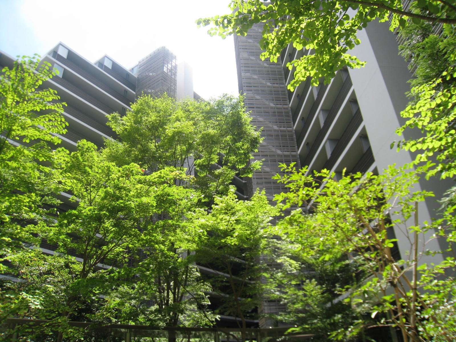 プラウドシティ加賀学園通り