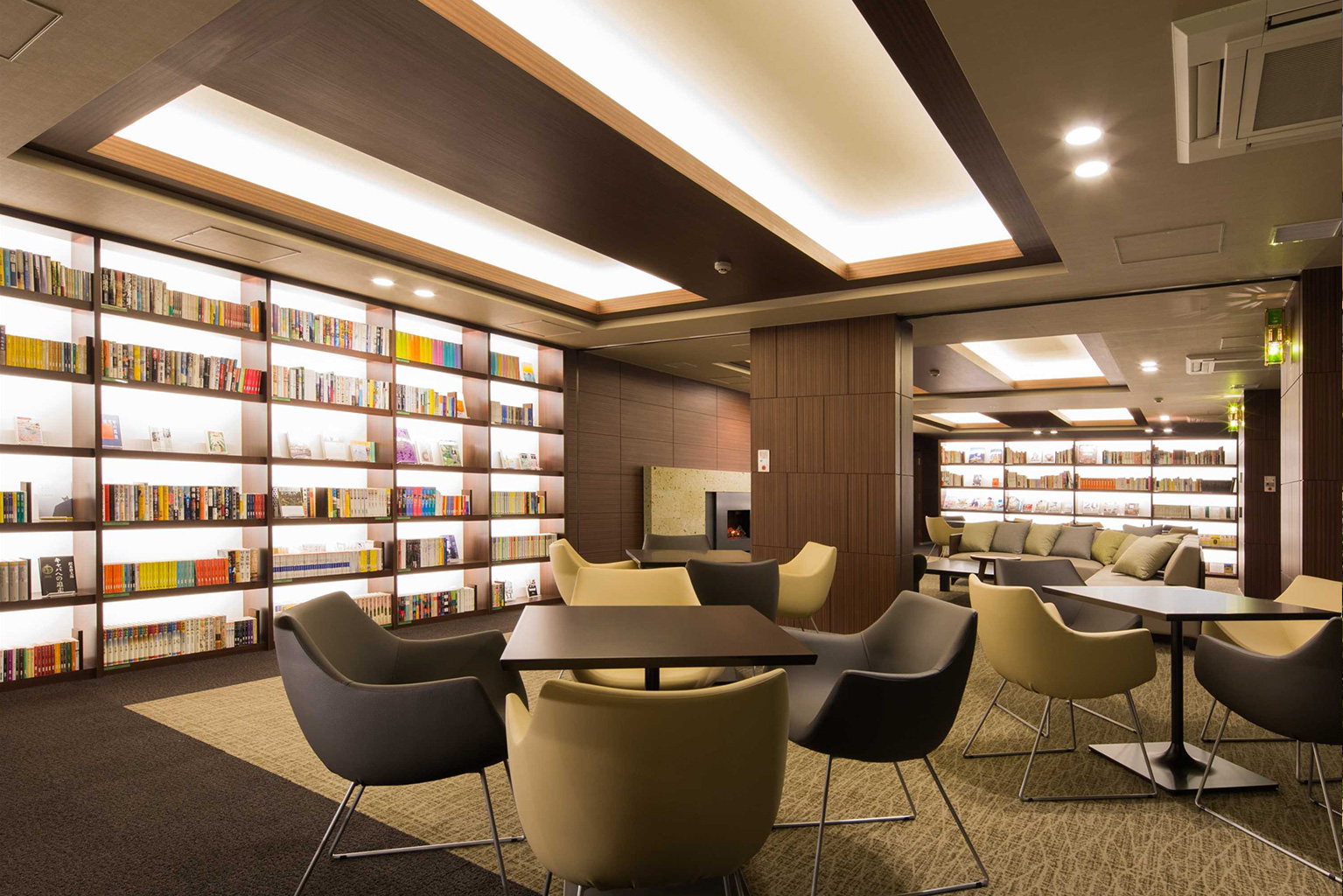 ライブラリースペース1